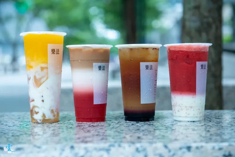 樂法Le Phare 市府店》絢麗漸層的現打果汁飲品｜大推西瓜紅茶拿鐵、楊枝芒果酪酪｜台北市府站信義區手搖飲