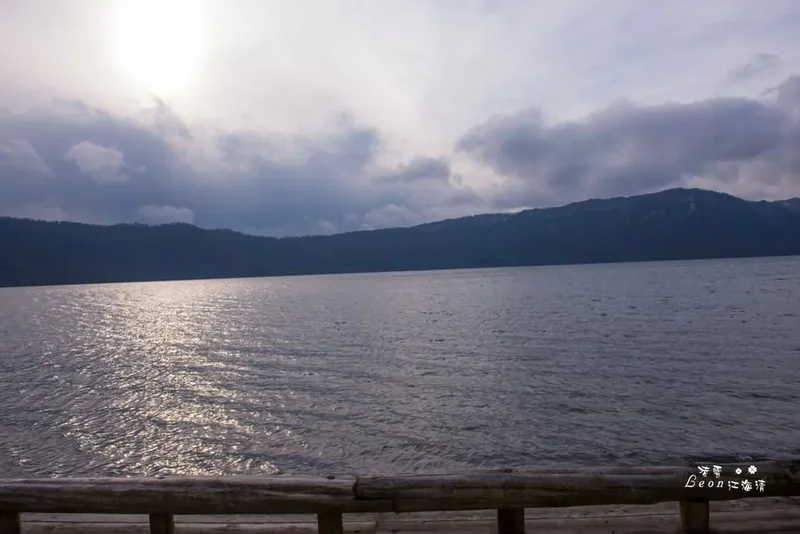 青森十和田湖》日本東北青森景點推薦｜奧入瀨溪流源頭