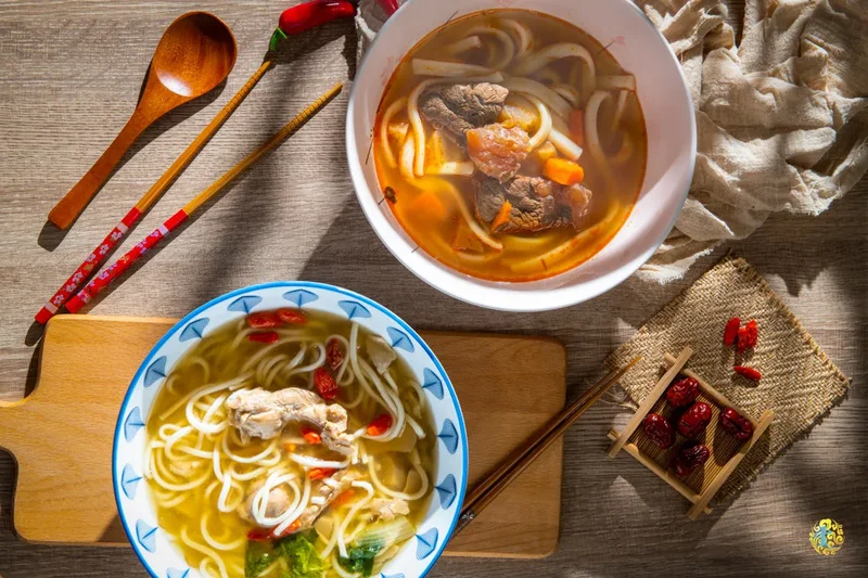 馨苑小料理》米其林必比登推薦｜美味家常湯麵就這樣點｜輕鬆料理美味上桌